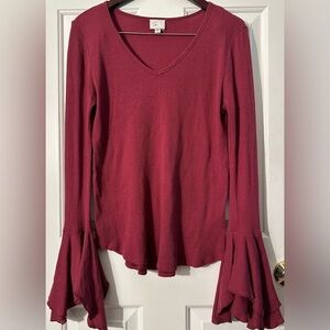 ANTHRO Postmark Feminine Fairy Poet M Cranberry V Neck Flutter Rib Thermal Top